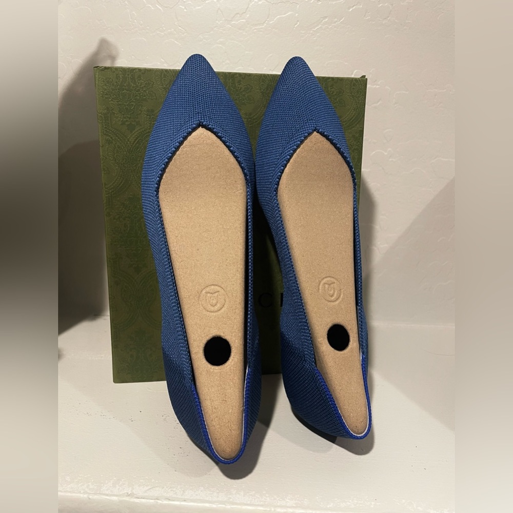 Rothy’s Ocean Points NWT - Size 9.5